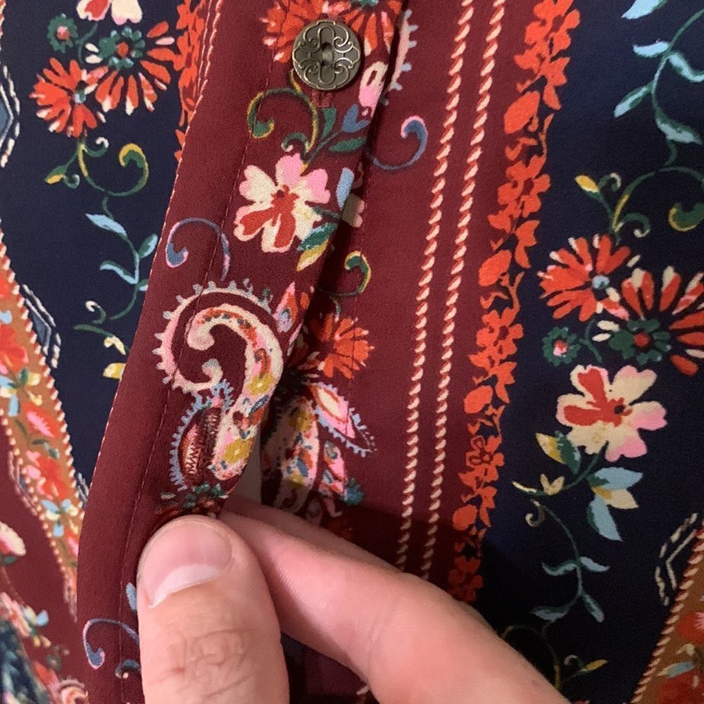 3for$20 blouse button front medium - Picture 5 of 5